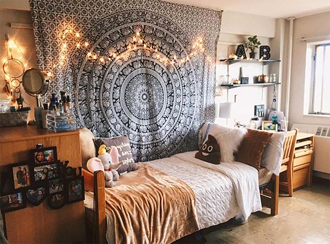 Creative ways to use a wall tapestry – FLUX MAGAZINE