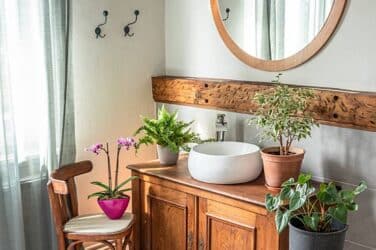 DIY Ways Make Bathroom Look New