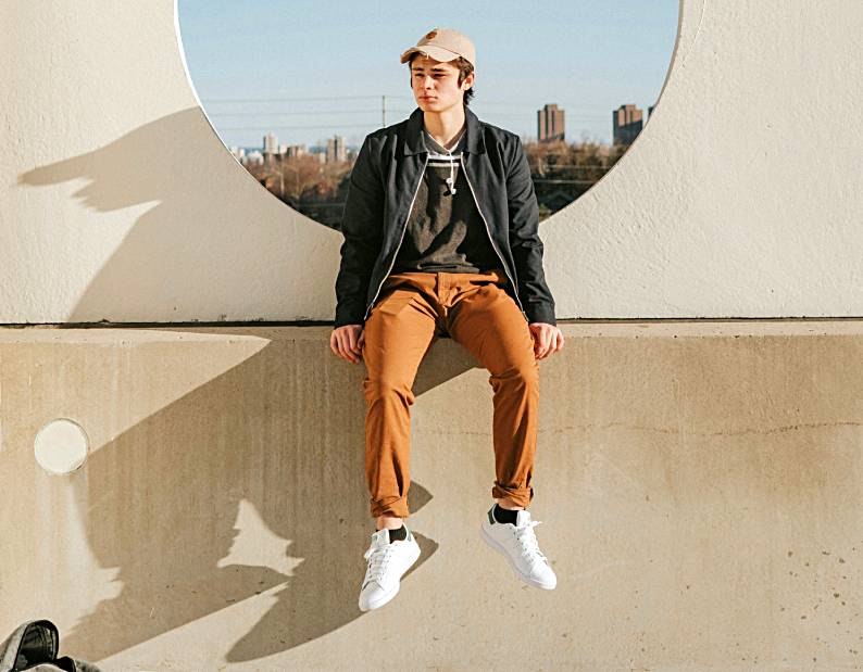 guy Wardrobe style